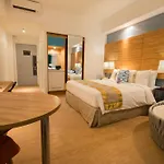 Ferra Hotel And Garden Suites