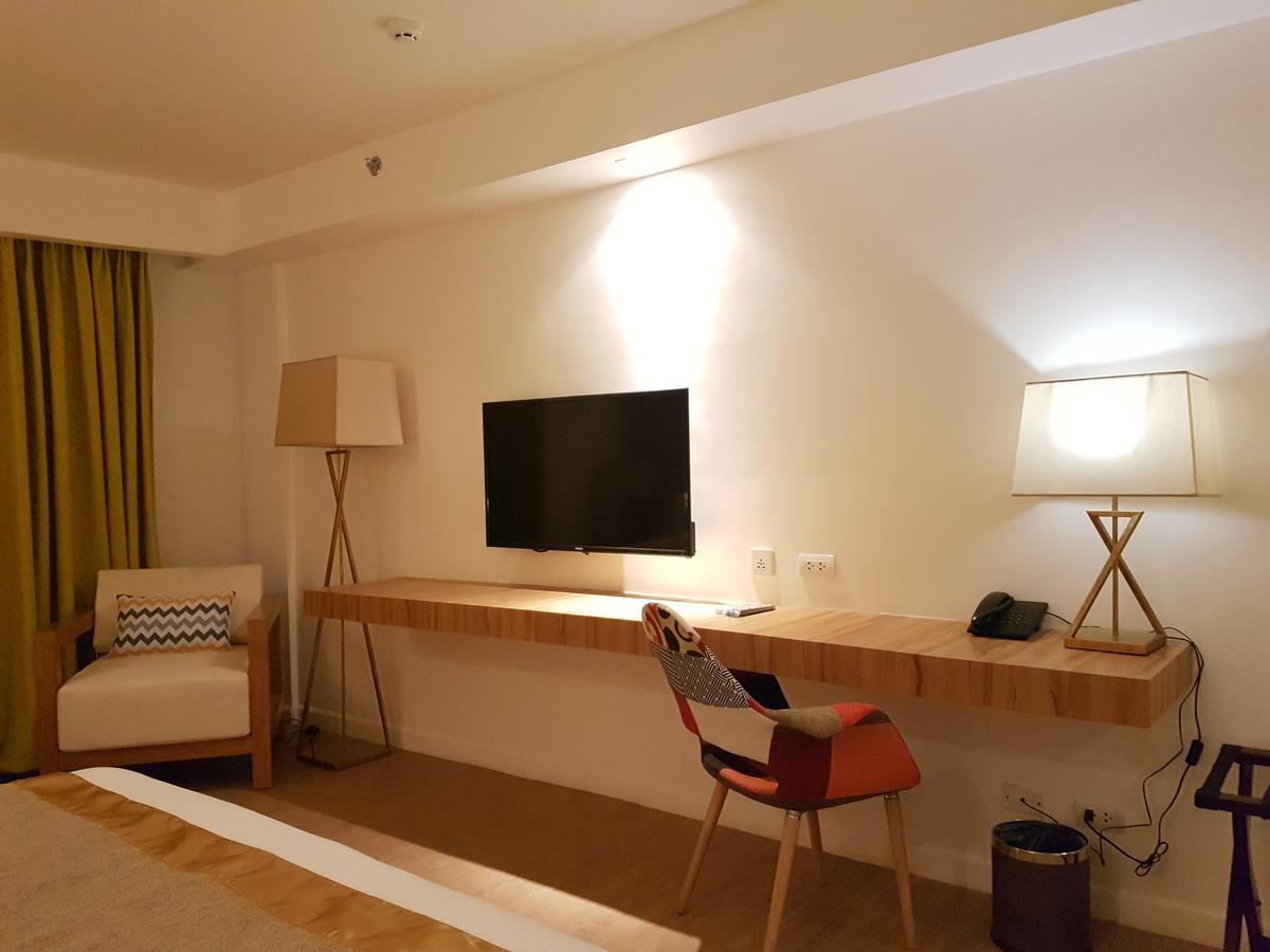 Ferra And Garden Hotel 3*